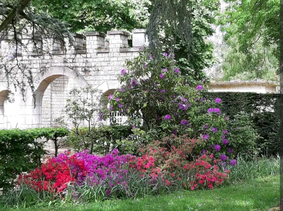 La Romantique Bourges Exterior foto